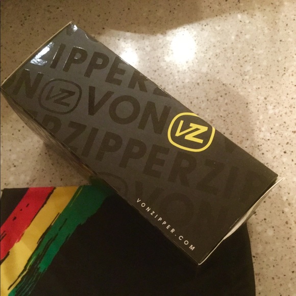 New VonZipper glasses in original box w/ soft case - Picture 2 of 3